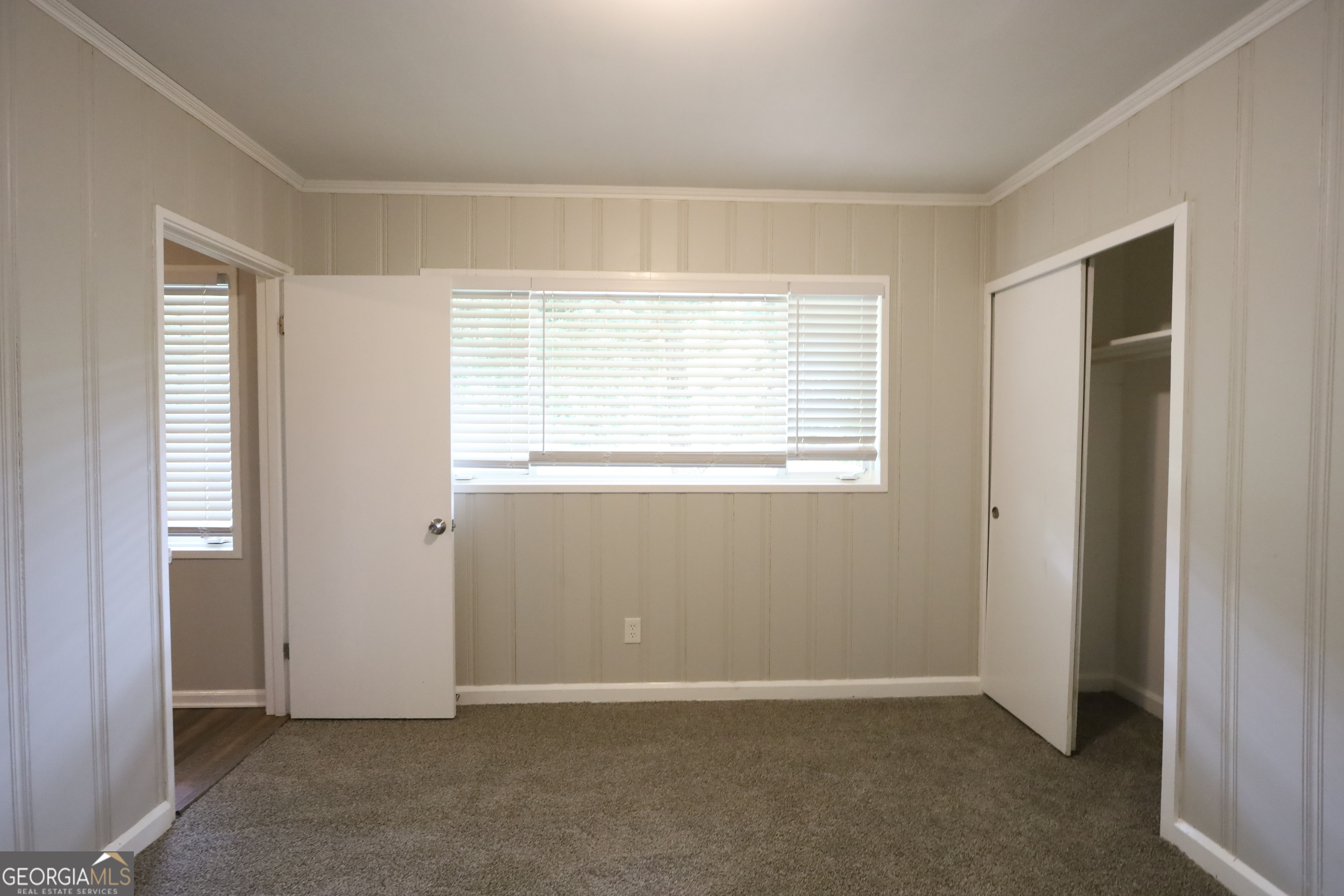 2830 Luther Drive East Point GA 30344
