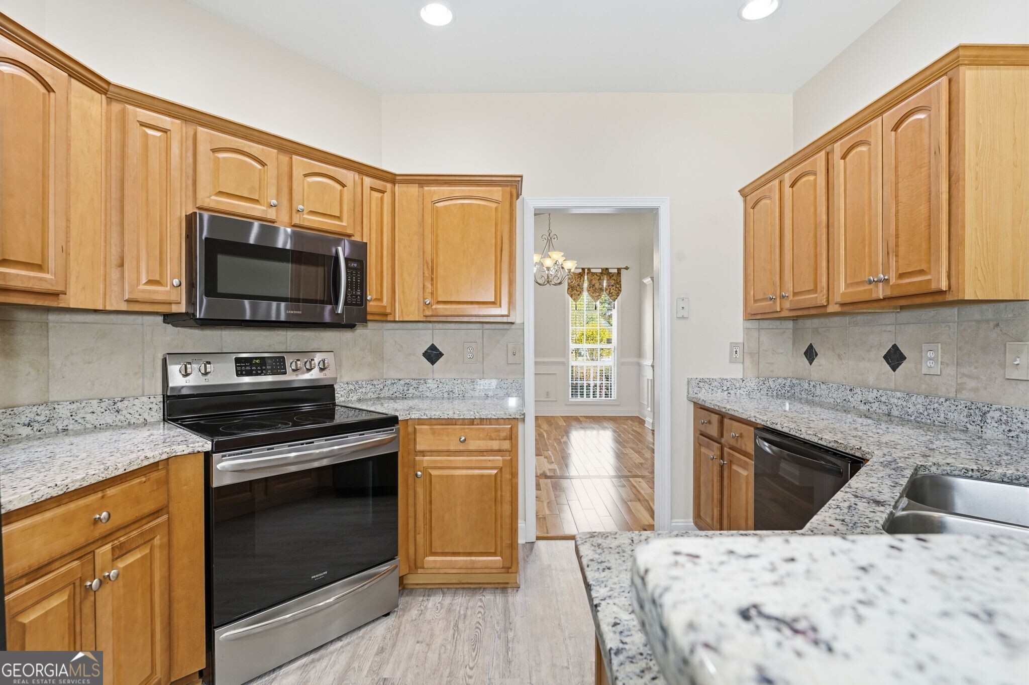 404 Vineyard Drive Dallas GA 30132