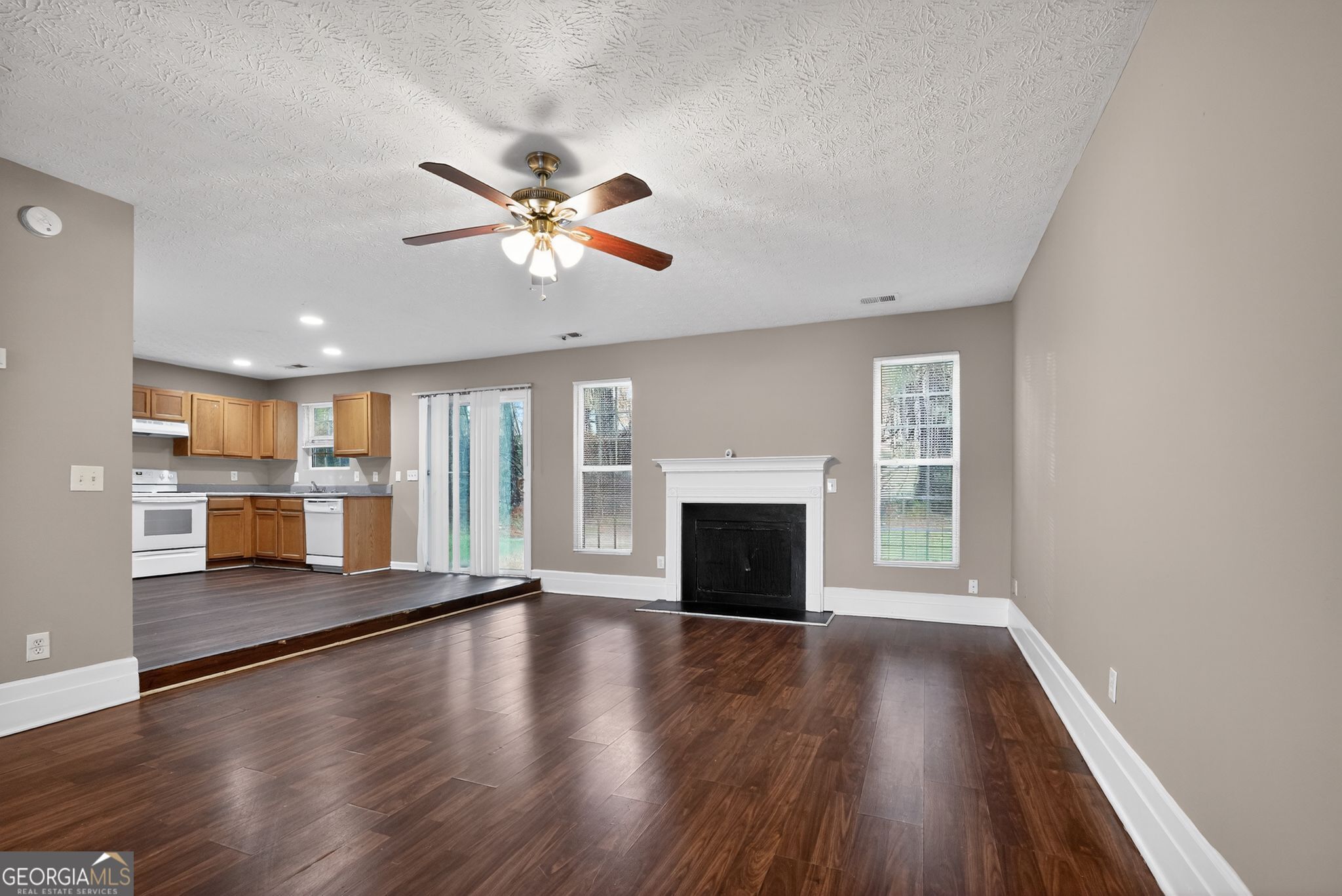 7177 Walton Hill Fairburn GA 30213