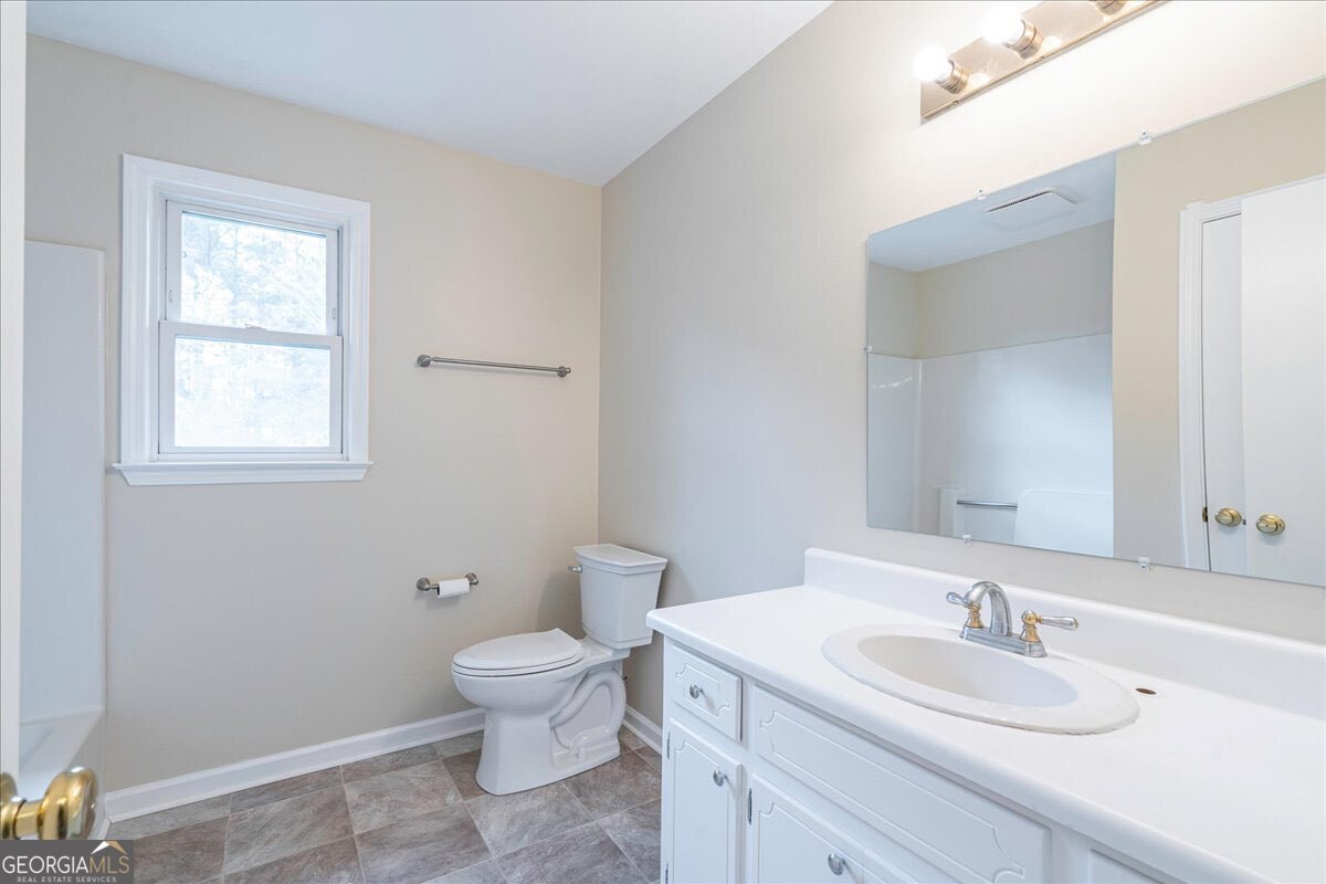 4314 Coastal Lane Loganville GA 30052