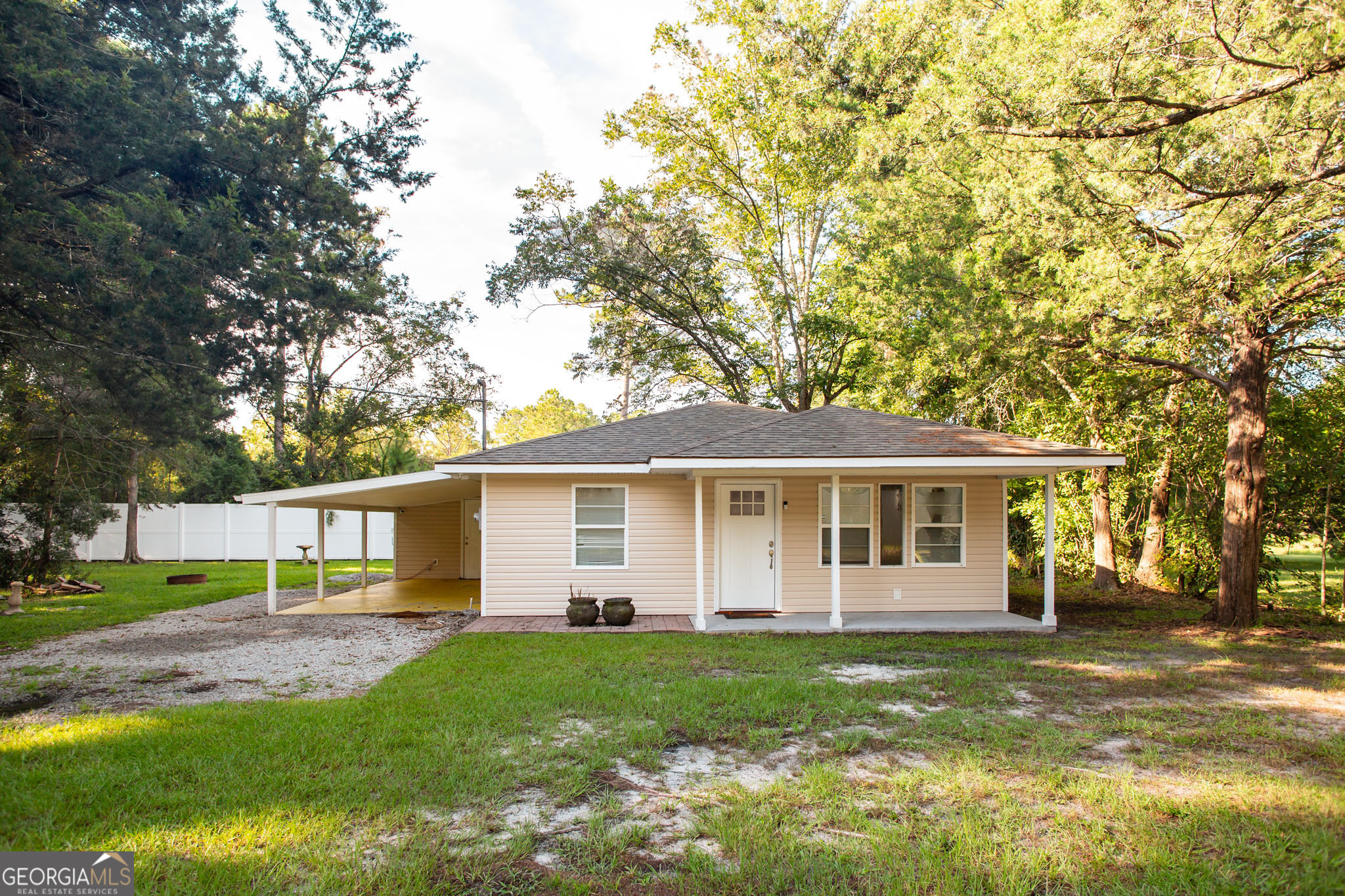 7126 Highway 301 S Nahunta GA 31553