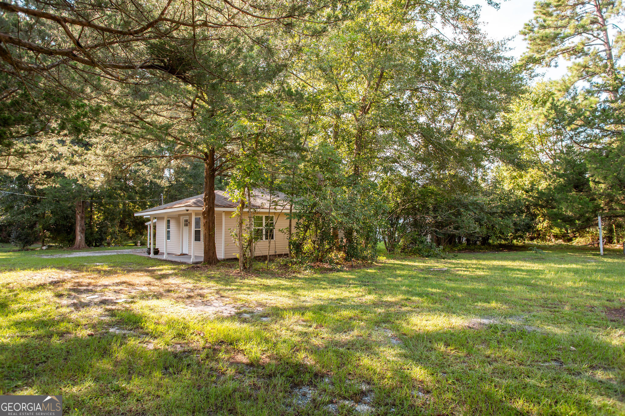 7126 Highway 301 S Nahunta GA 31553
