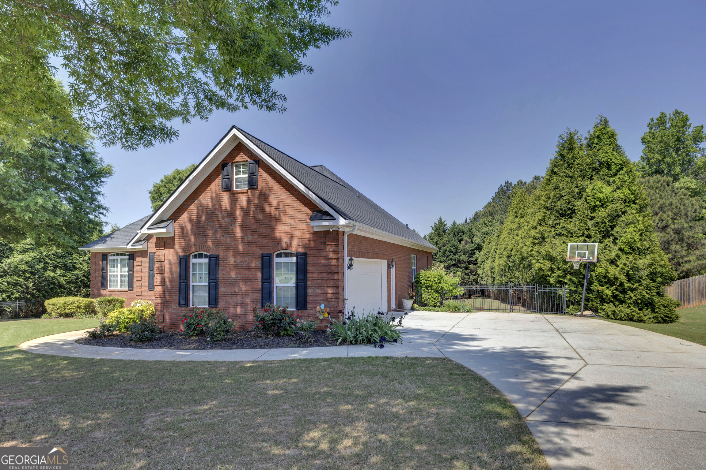 135 Rose Creek Drive Covington GA 30014