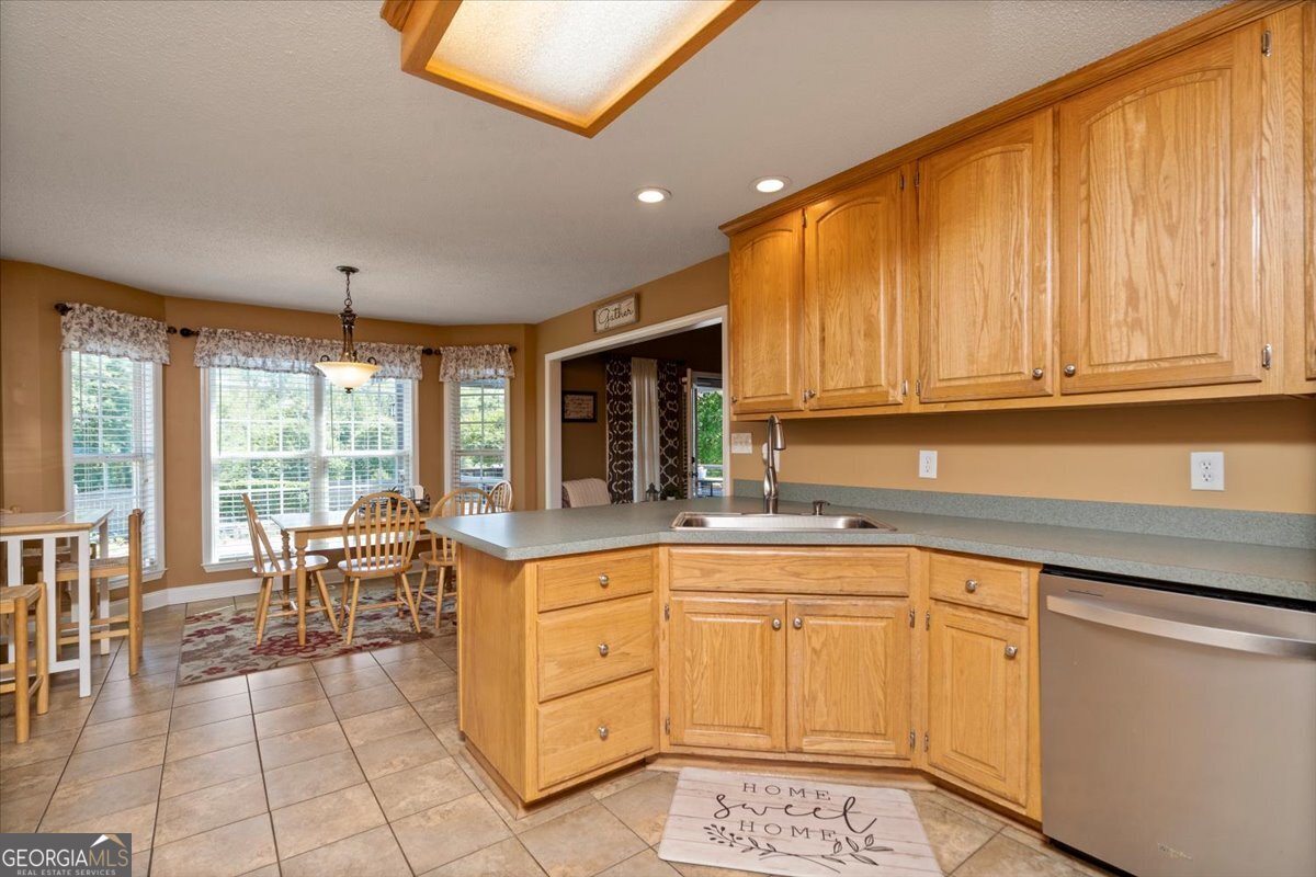495 Hanley Road Hull GA 30646