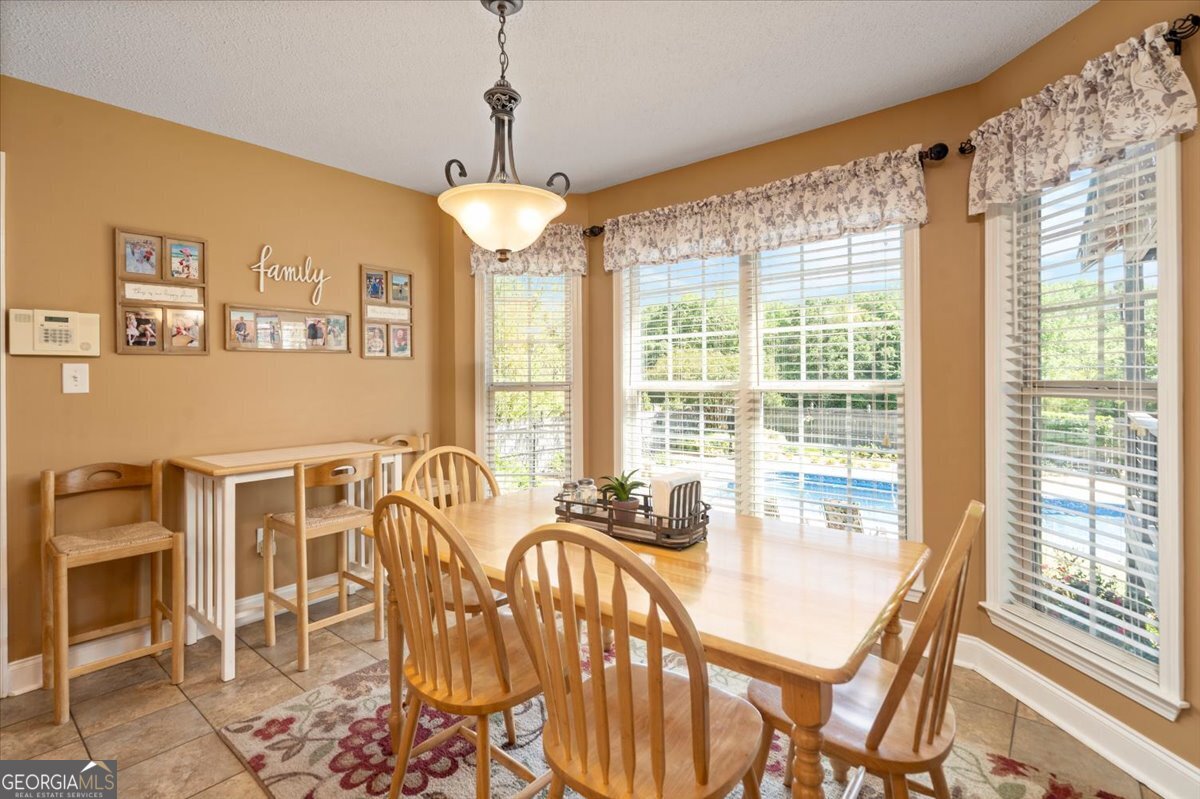 495 Hanley Road Hull GA 30646