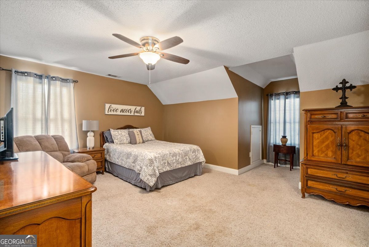 495 Hanley Road Hull GA 30646