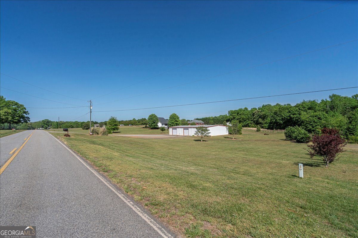 495 Hanley Road Hull GA 30646