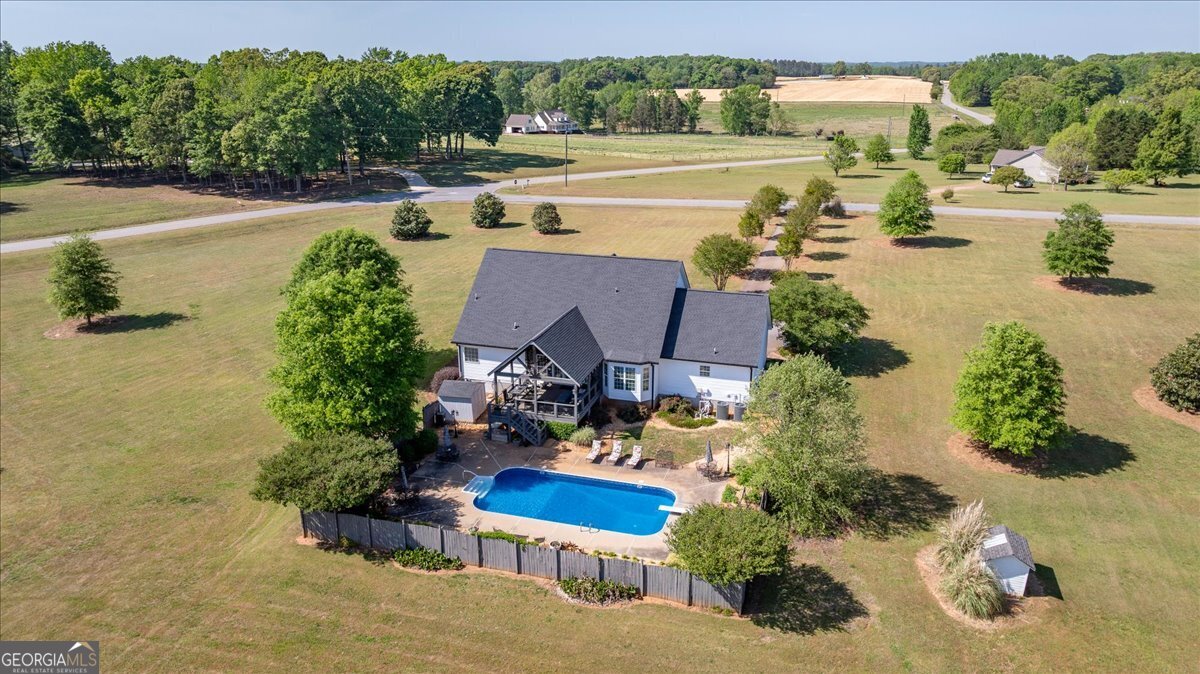 495 Hanley Road Hull GA 30646