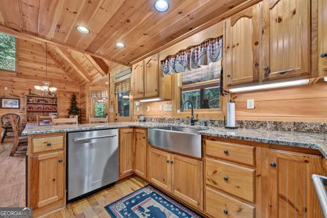 2975 Mountain Tops Road Blue Ridge GA 30513