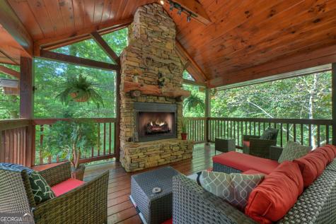 2975 Mountain Tops Road Blue Ridge GA 30513