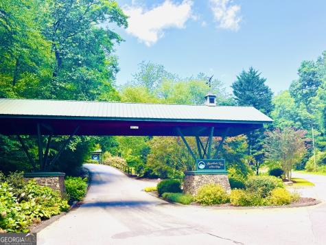 2975 Mountain Tops Road Blue Ridge GA 30513
