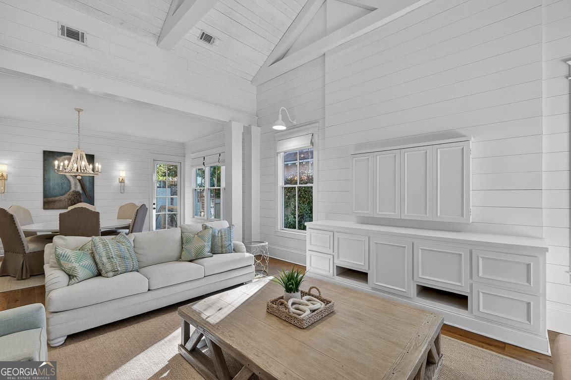 1030 Village Oaks Lane St. Simons Island GA 31522