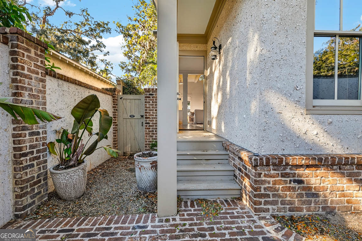 1030 Village Oaks Lane St. Simons Island GA 31522