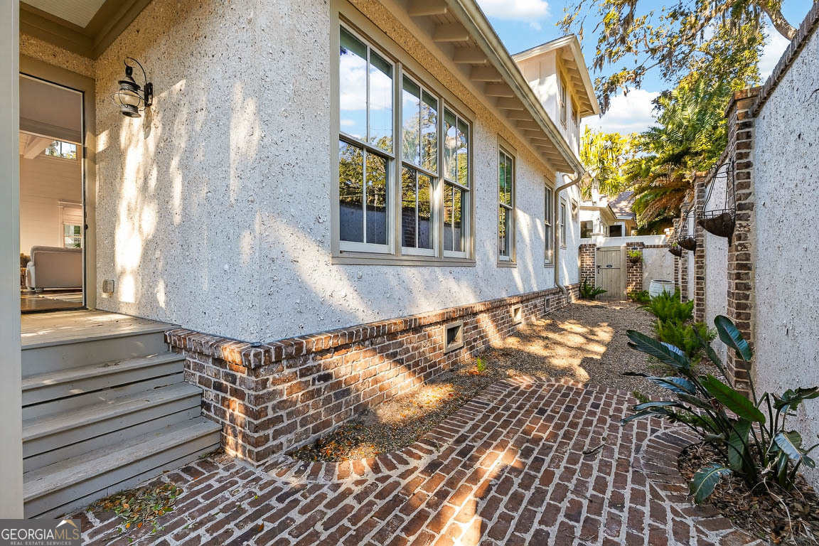 1030 Village Oaks Lane St. Simons Island GA 31522