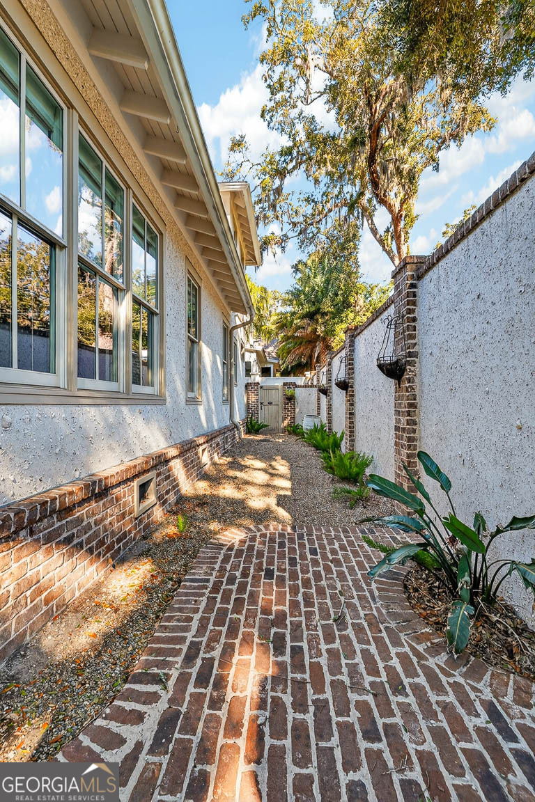 1030 Village Oaks Lane St. Simons Island GA 31522