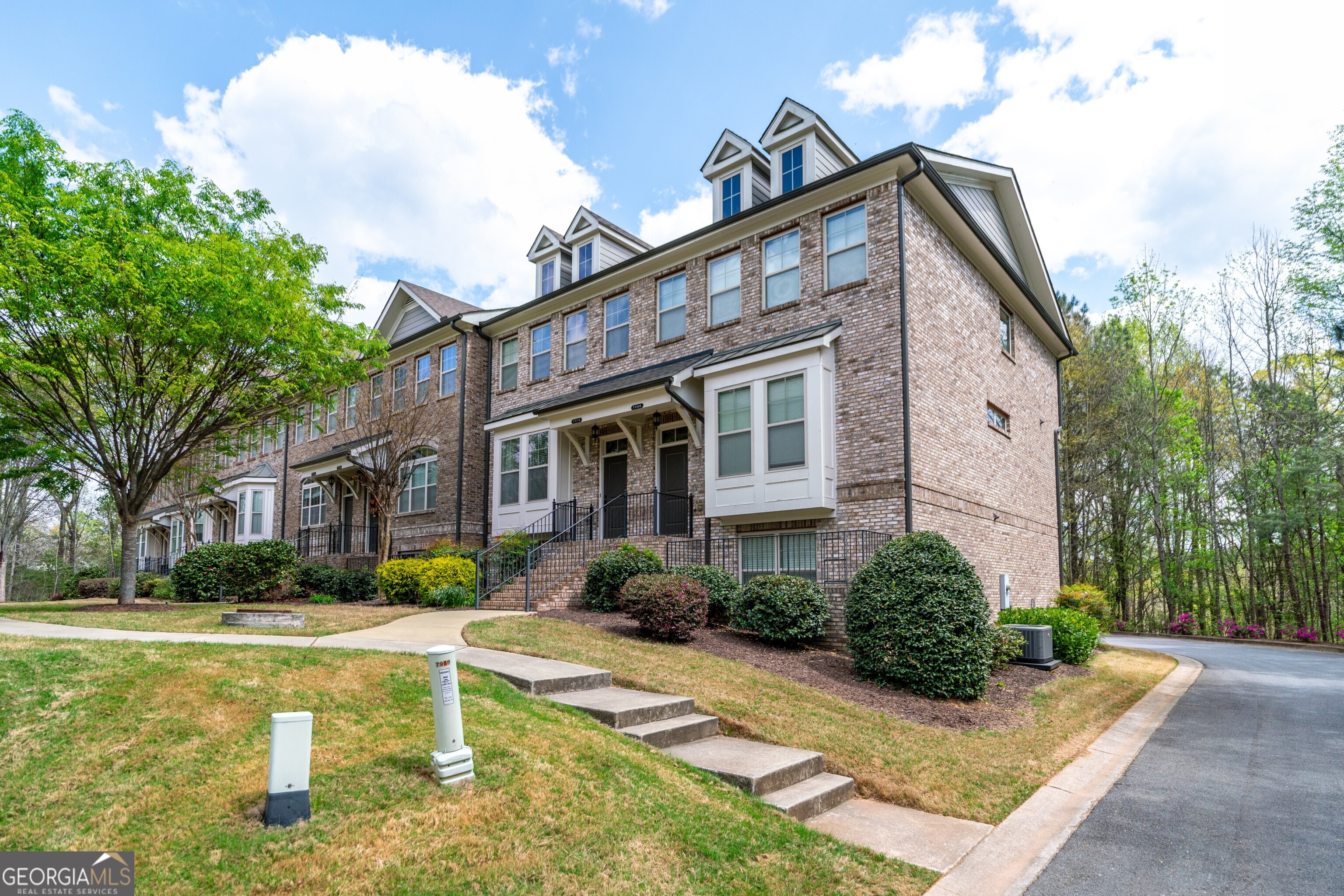 7970 Willoughby Court Alpharetta GA 30005