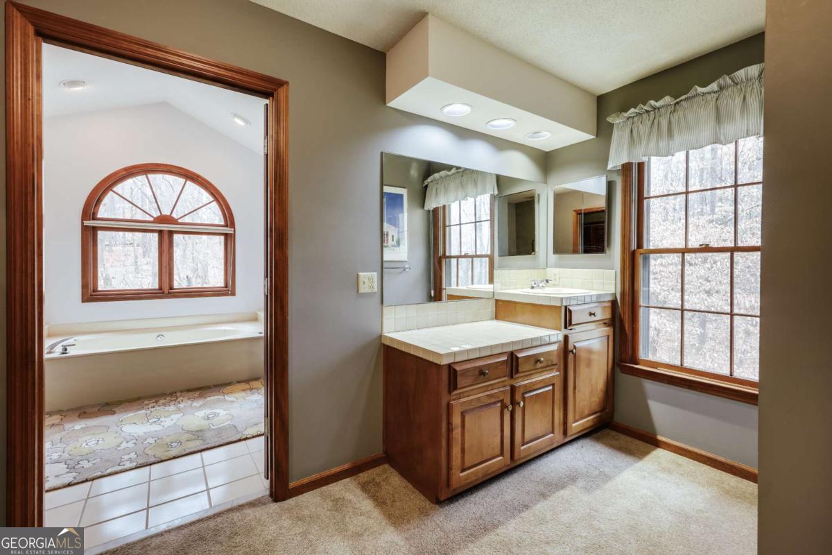 1611 Crystal Hills Drive Athens GA 30606