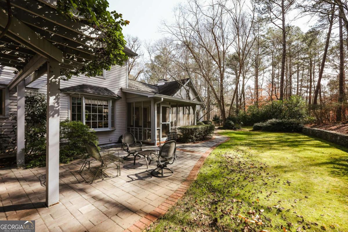 1611 Crystal Hills Drive Athens GA 30606