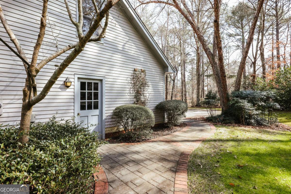 1611 Crystal Hills Drive Athens GA 30606