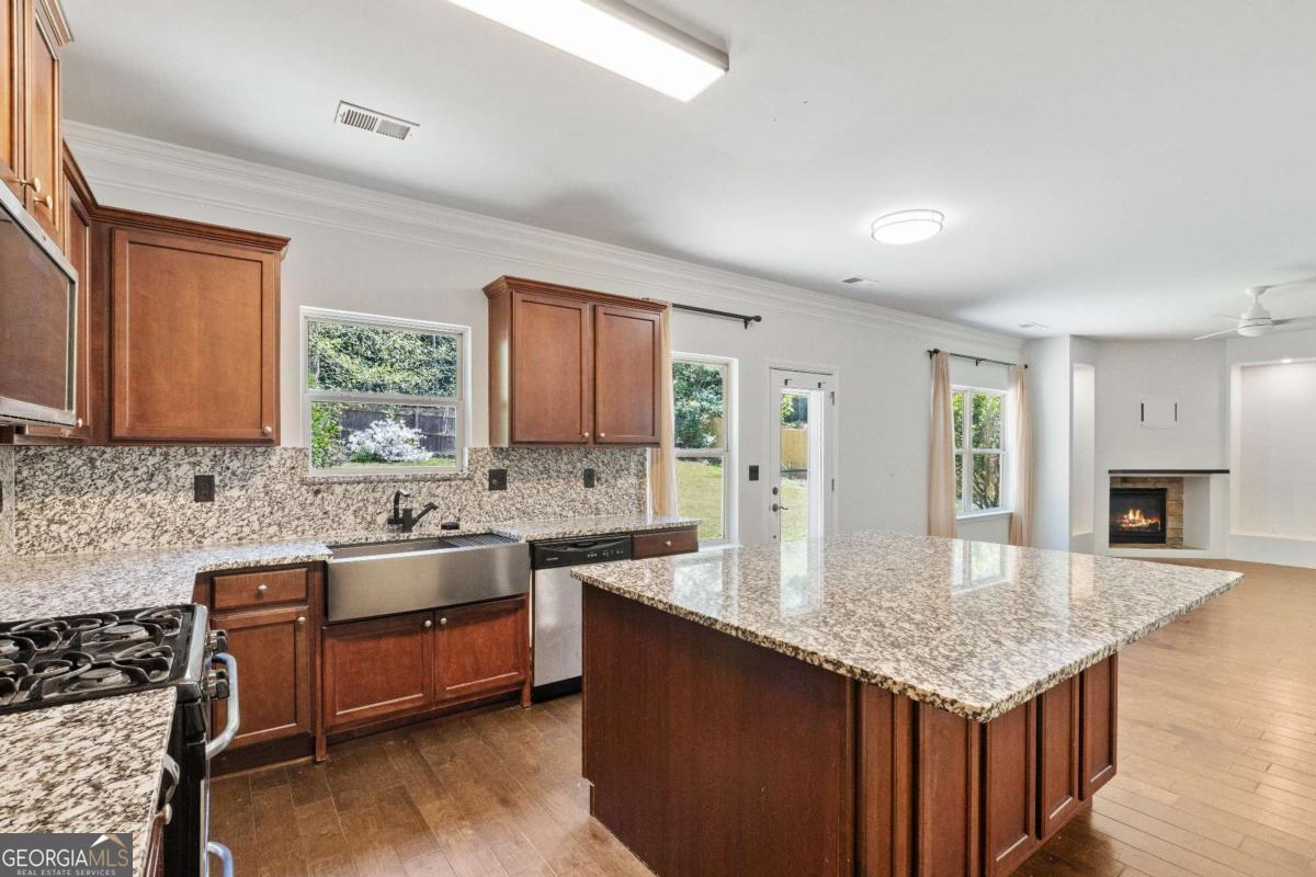 3945 Silverthorn Trace Cumming GA 30028