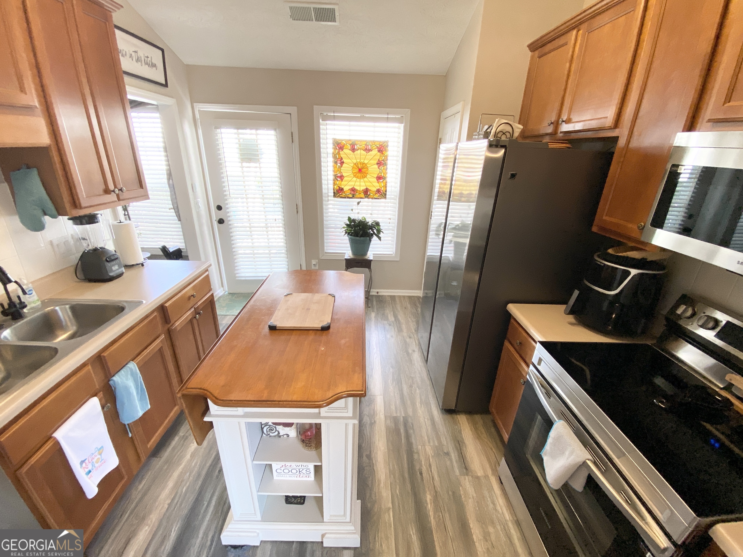 967 Village View Circle Loganville GA 30052