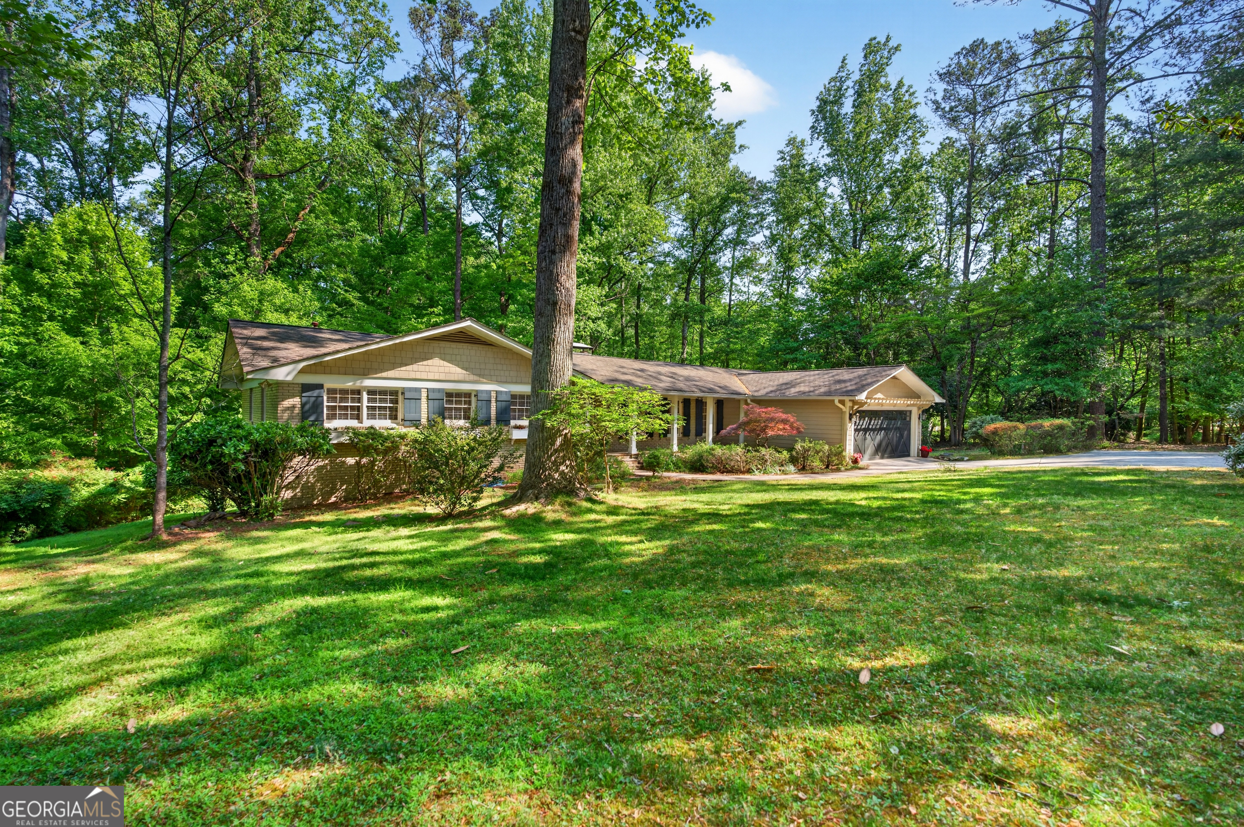 2070 Clay Drive NE Sandy Springs GA 30350
