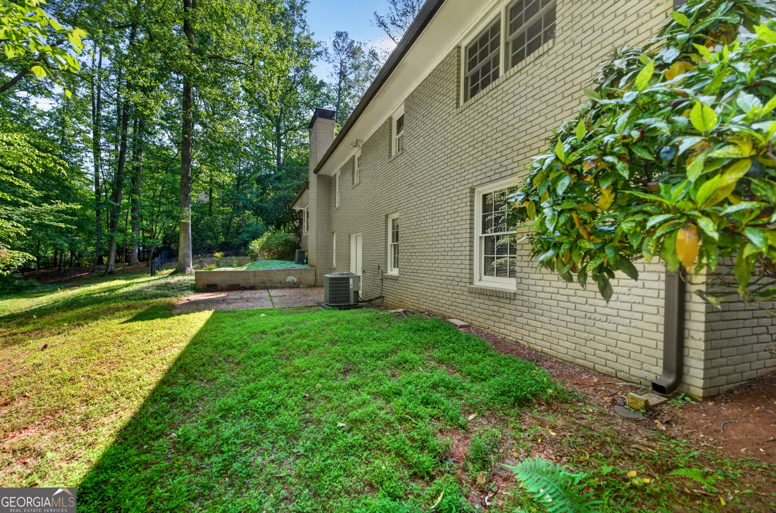2070 Clay Drive NE Sandy Springs GA 30350