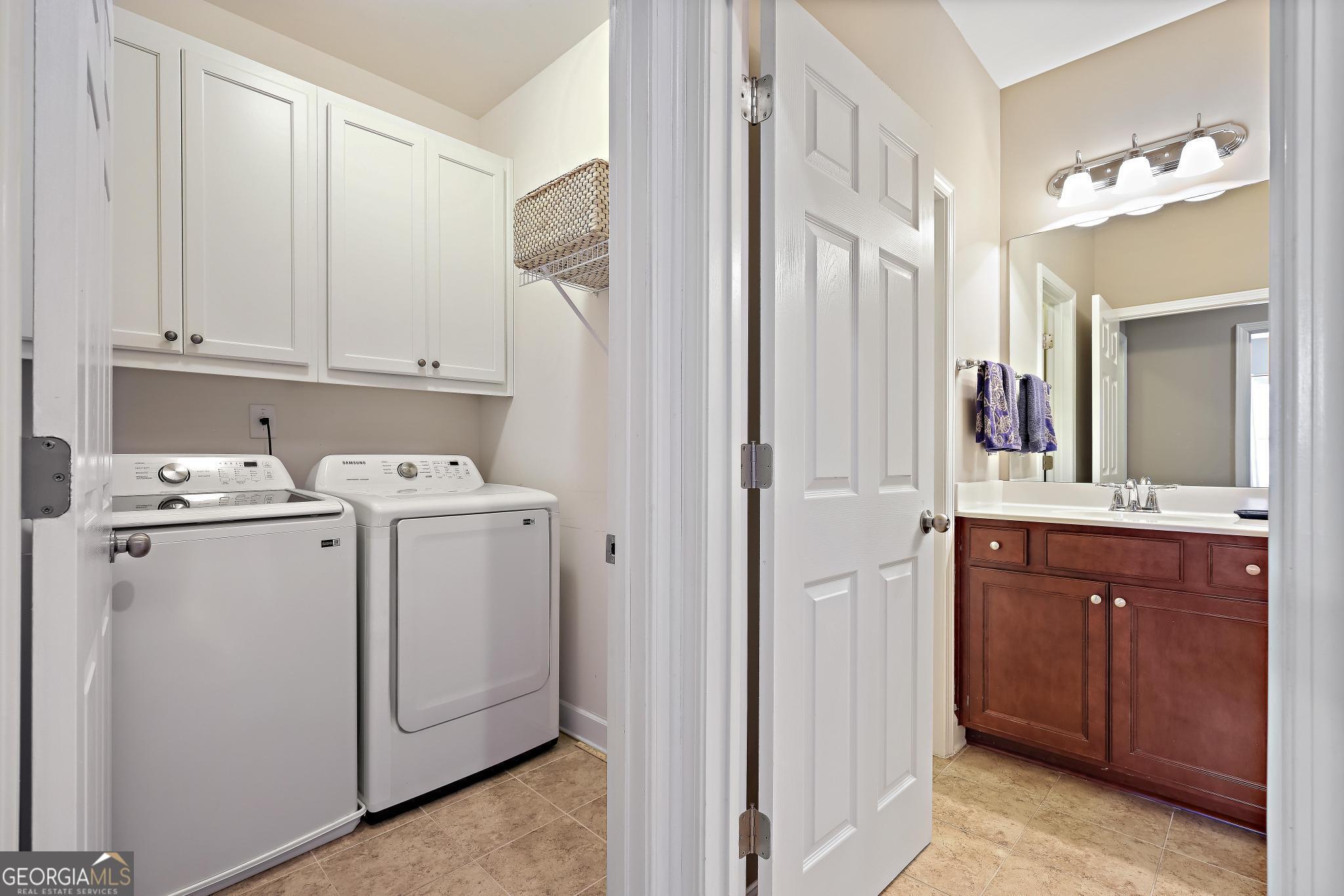 1971 Silver Birch Drive SE Smyrna GA 30080
