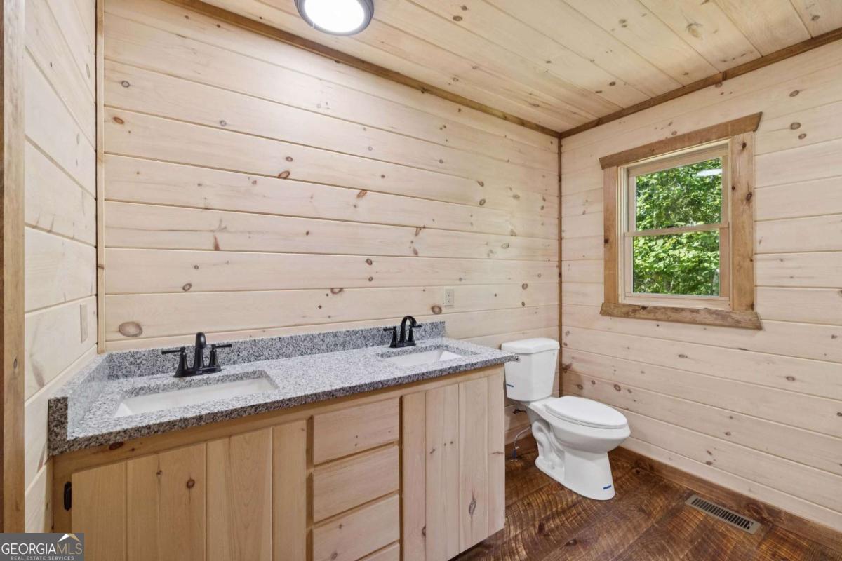 74 Windy Valley Trail Blue Ridge GA 30513