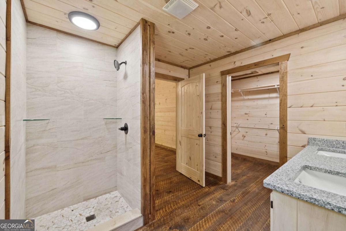 74 Windy Valley Trail Blue Ridge GA 30513