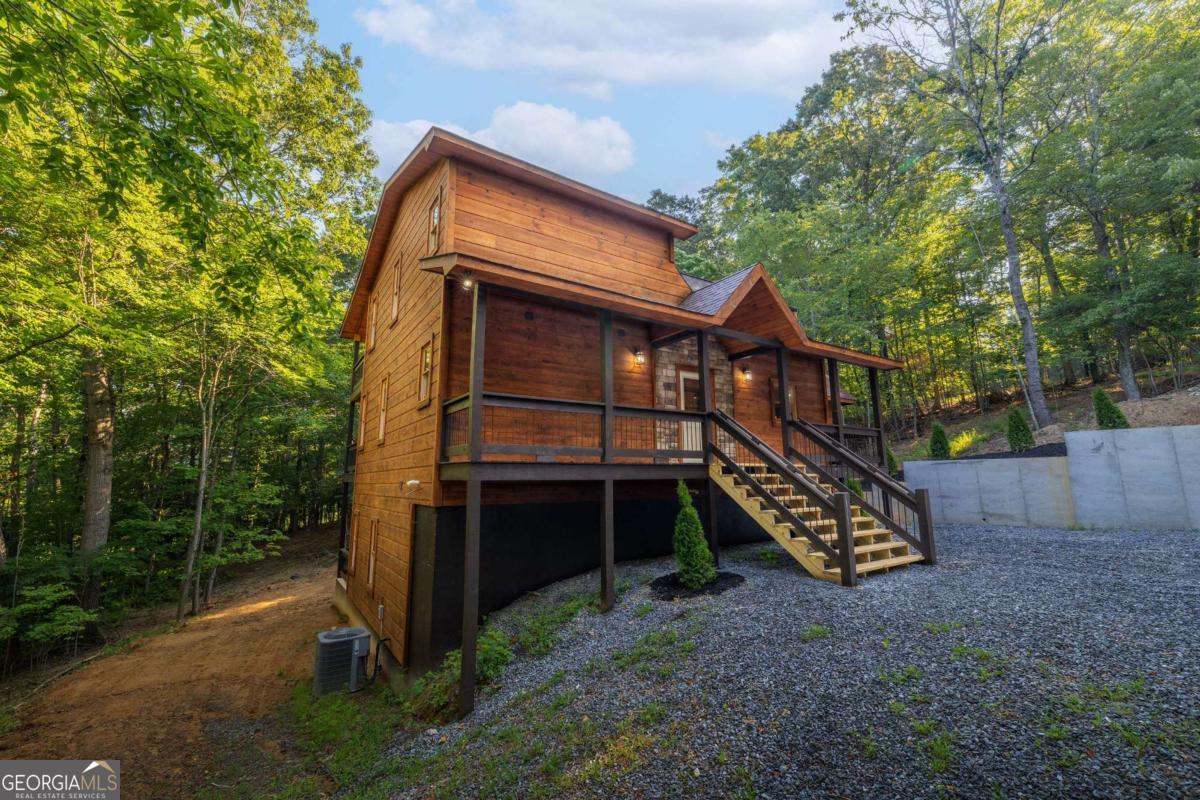 74 Windy Valley Trail Blue Ridge GA 30513
