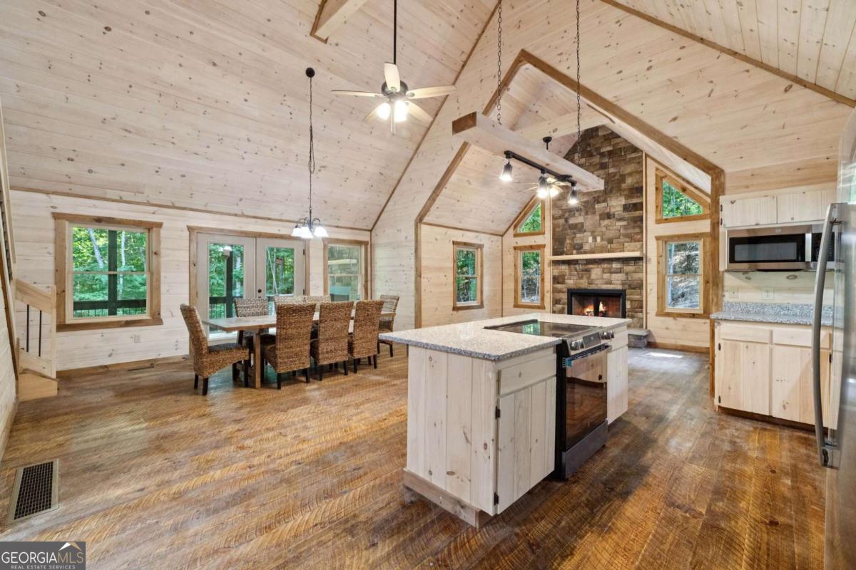 74 Windy Valley Trail Blue Ridge GA 30513