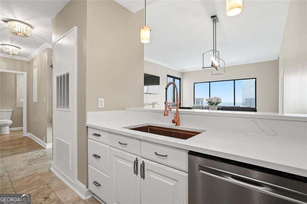3481 Lakeside Drive Atlanta GA 30326