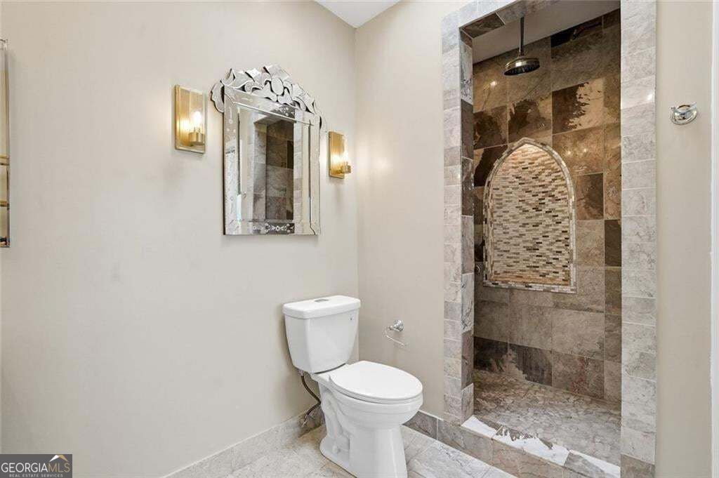 3481 Lakeside Drive Atlanta GA 30326