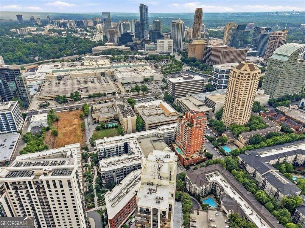 3481 Lakeside Drive Atlanta GA 30326