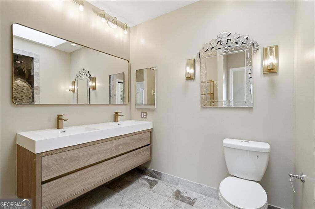 3481 Lakeside Drive Atlanta GA 30326