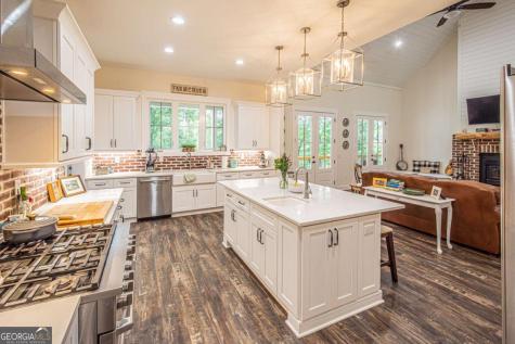 2051 Clay Creek Falls Road Dahlonega GA 30533