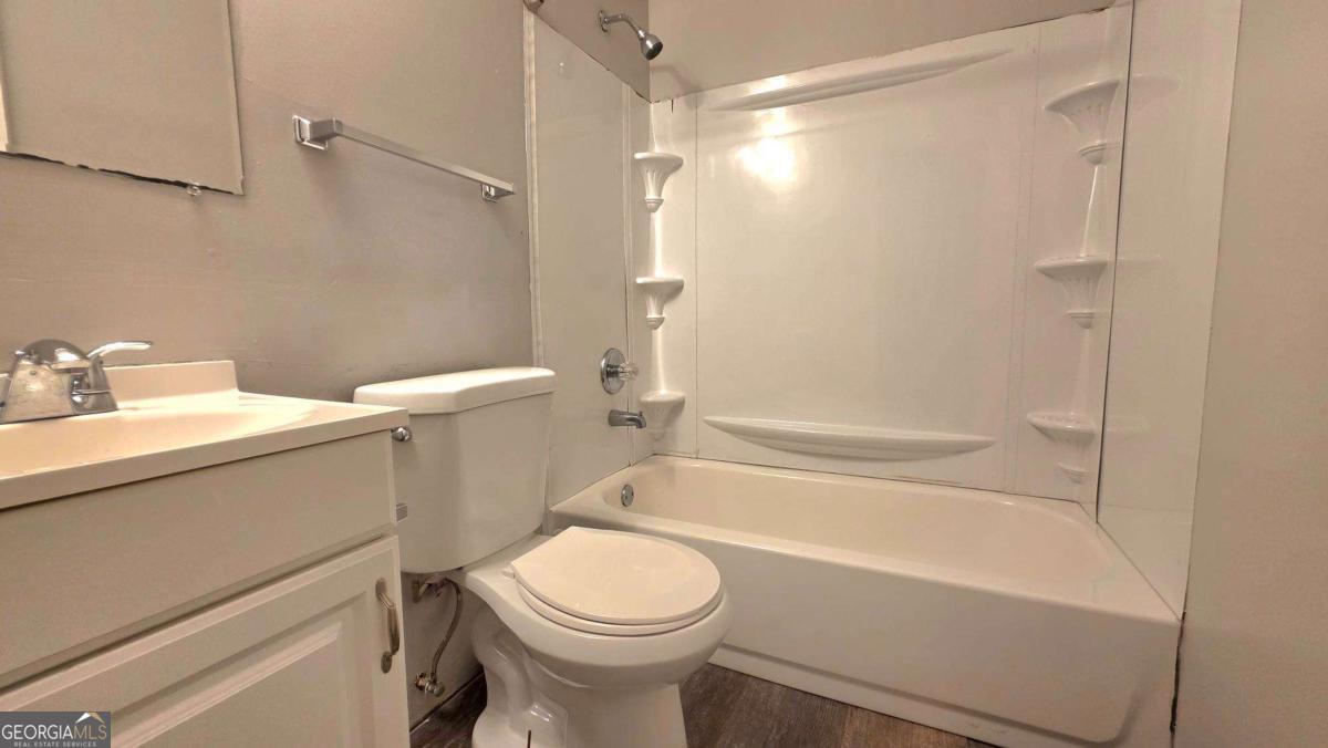 1048 Falls Brooke Drive Conyers GA 30094