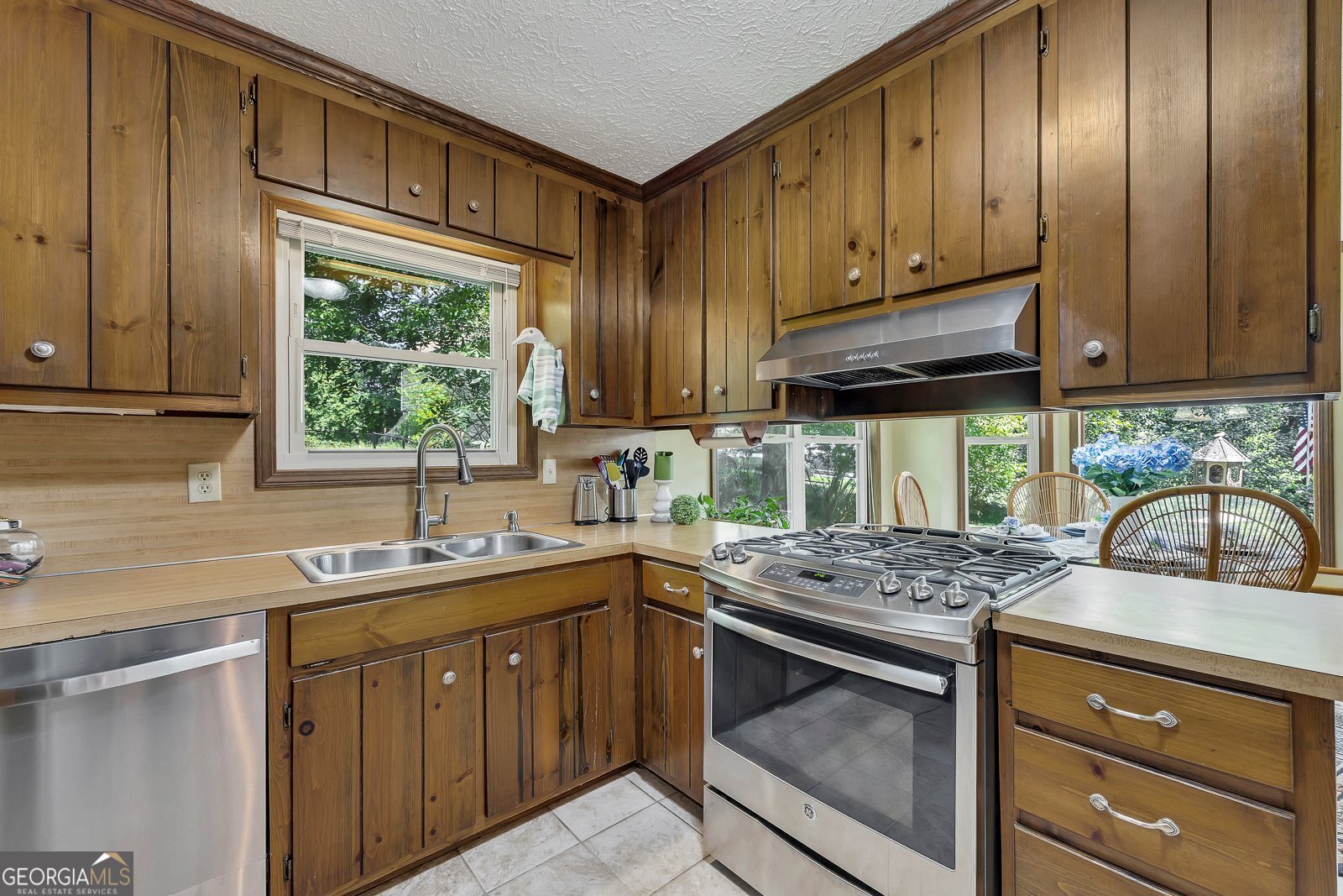 709 Cobb Trail Woodstock GA 30188