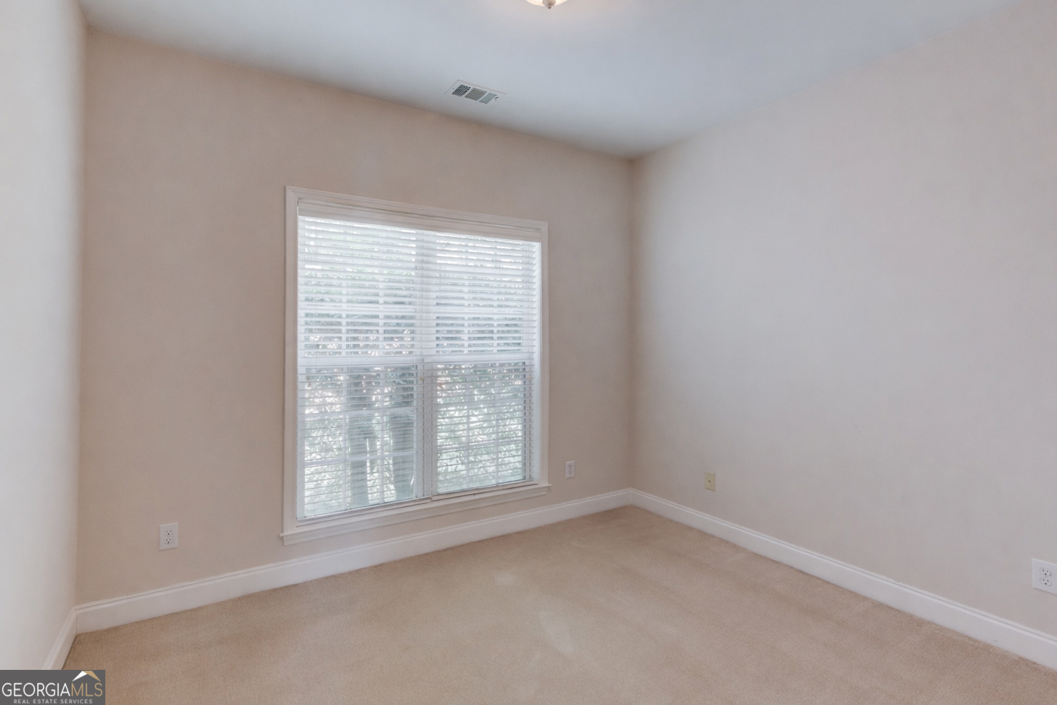 1840 Embassy Walk Lane Lilburn GA 30047
