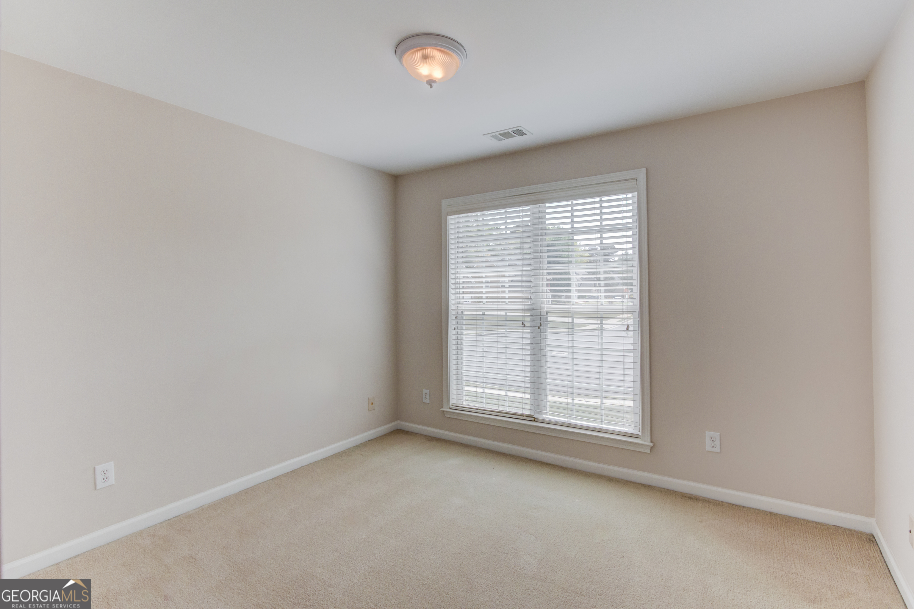 1840 Embassy Walk Lane Lilburn GA 30047