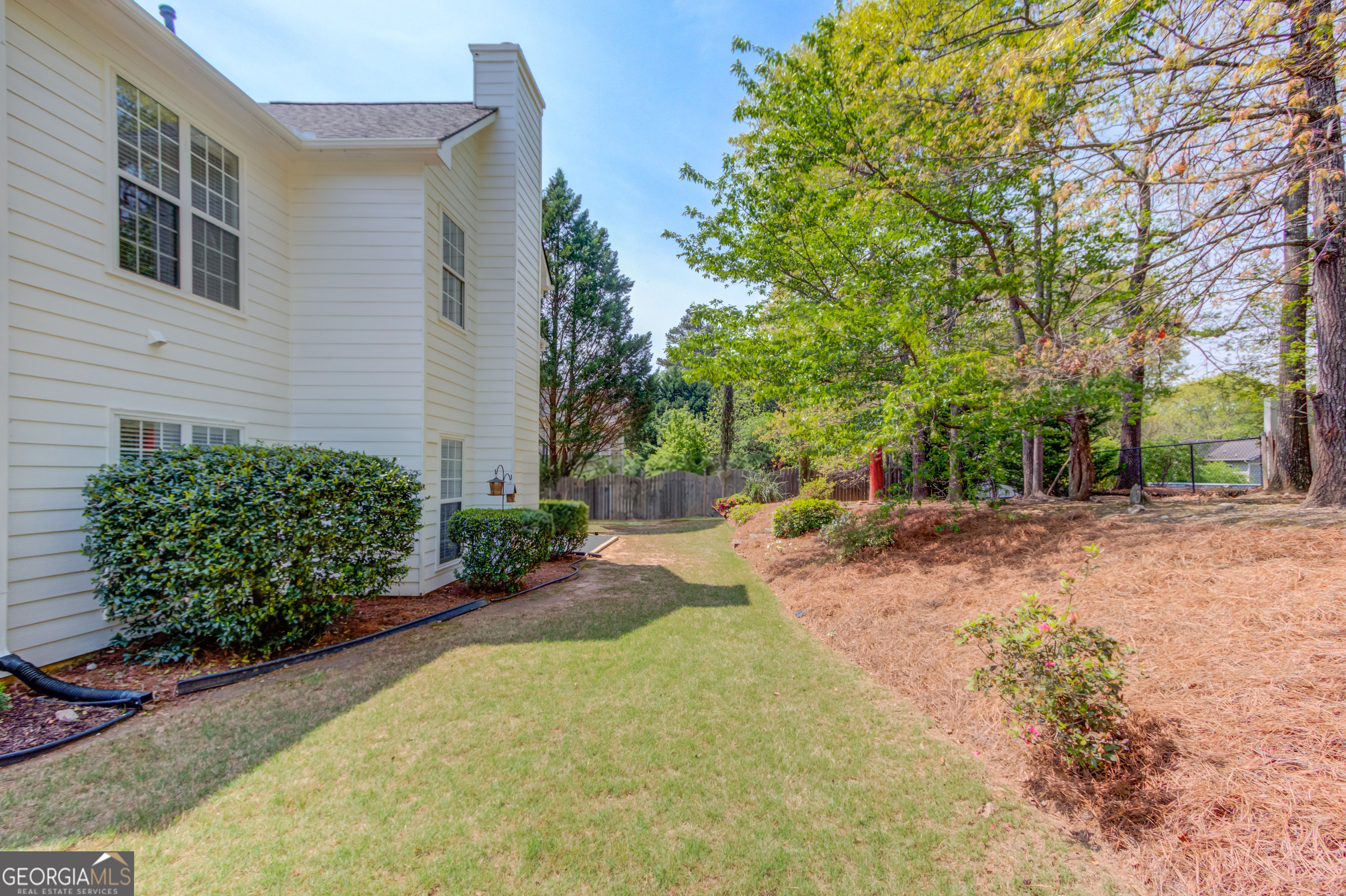 1840 Embassy Walk Lane Lilburn GA 30047