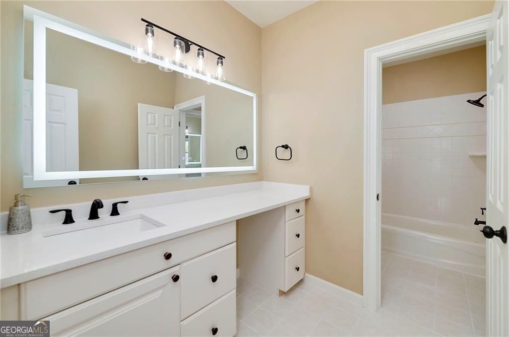 170 Longcreek Drive Fayetteville GA 30214