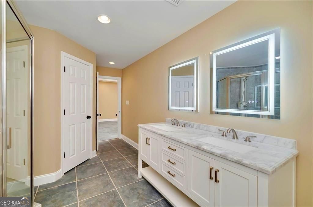 170 Longcreek Drive Fayetteville GA 30214