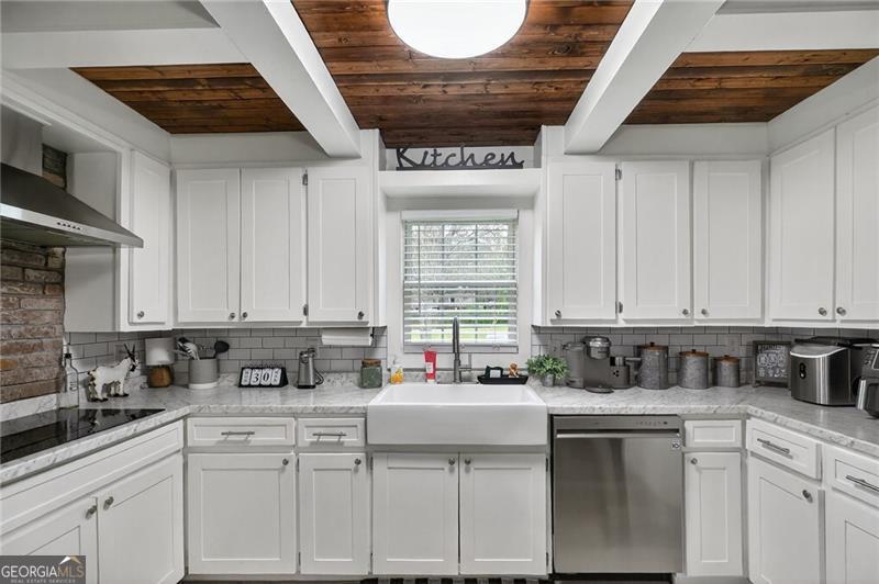 3590 Roosterville Road Roopville GA 30170