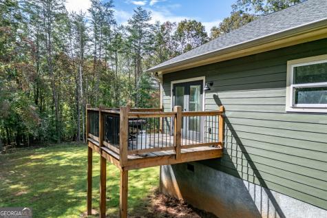 7450 Hooper Cove Road Young Harris GA 30582