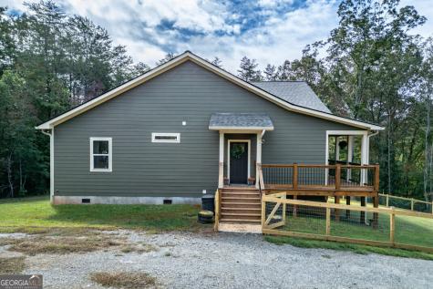 7450 Hooper Cove Road Young Harris GA 30582