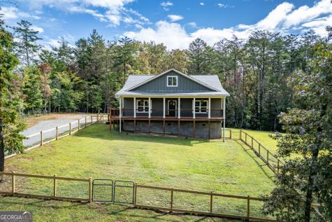 7450 Hooper Cove Road Young Harris GA 30582