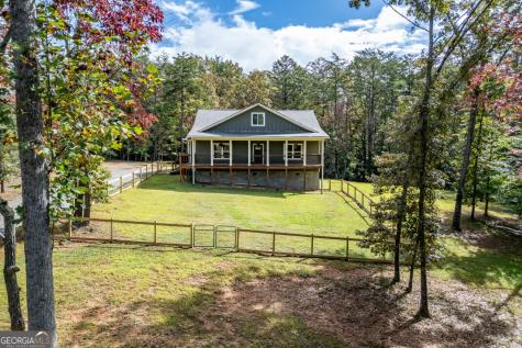 7450 Hooper Cove Road Young Harris GA 30582