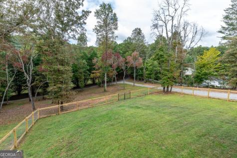 7450 Hooper Cove Road Young Harris GA 30582